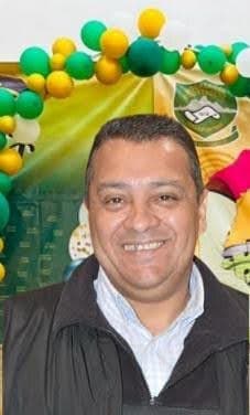 A photo of Barnes R.